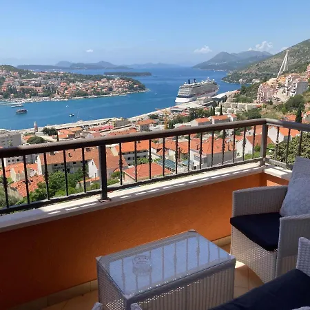Apartment Solila